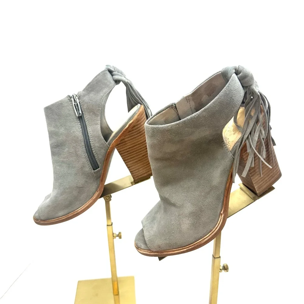 Vince Camuto vince camuto